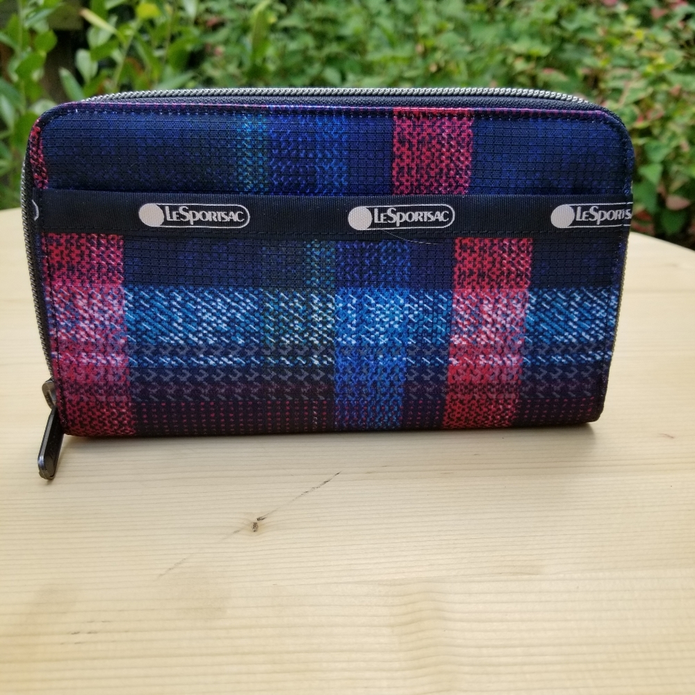 Lesportsac plaid wallet NWOtags